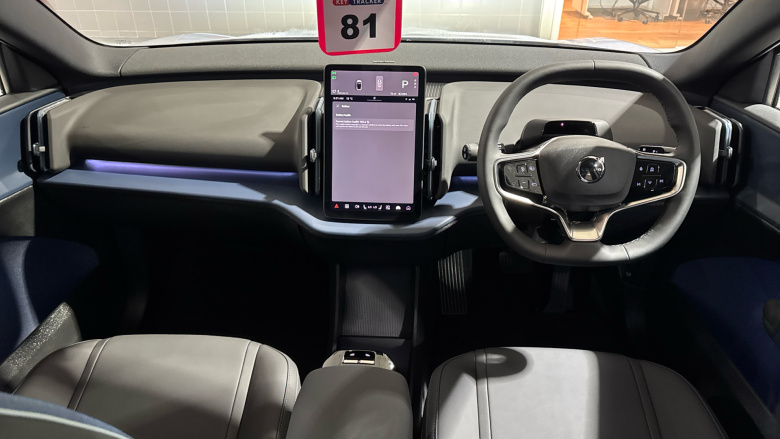 Volvo EX30 200kW SM Extended Range Ultra 69kWh 5dr Auto Electric Estate